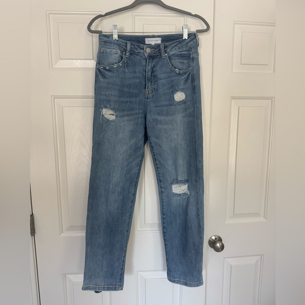Risen distressed jeans